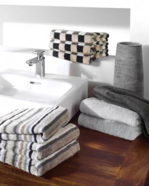 Cawø håndkle striper grå/sort/hvit