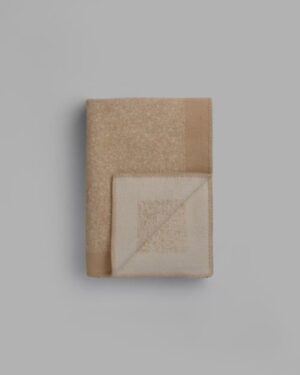 Røros Tweed Mineral Ullpledd sand